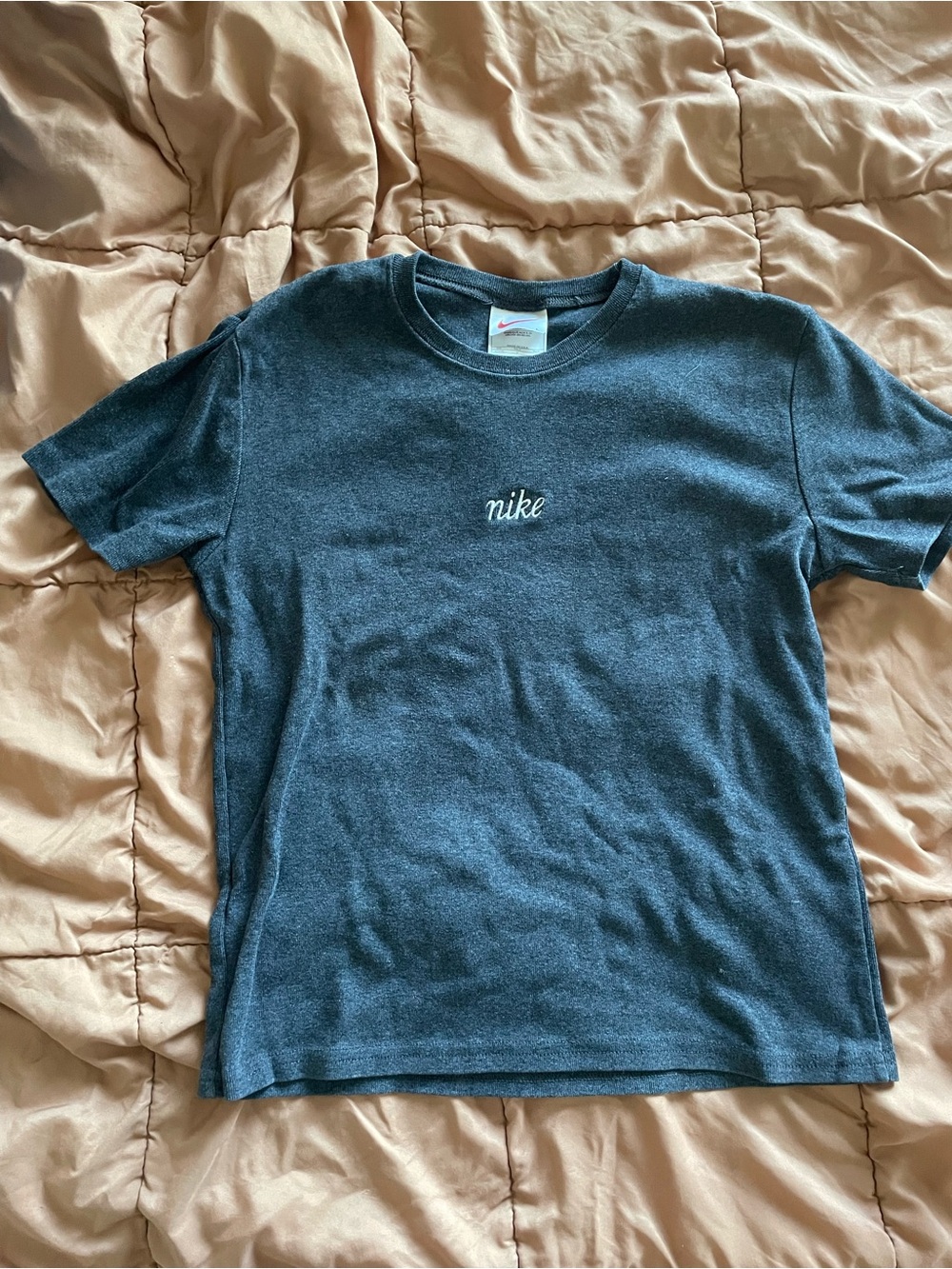 Nike Short Sleeve Tee in Heathered Grey